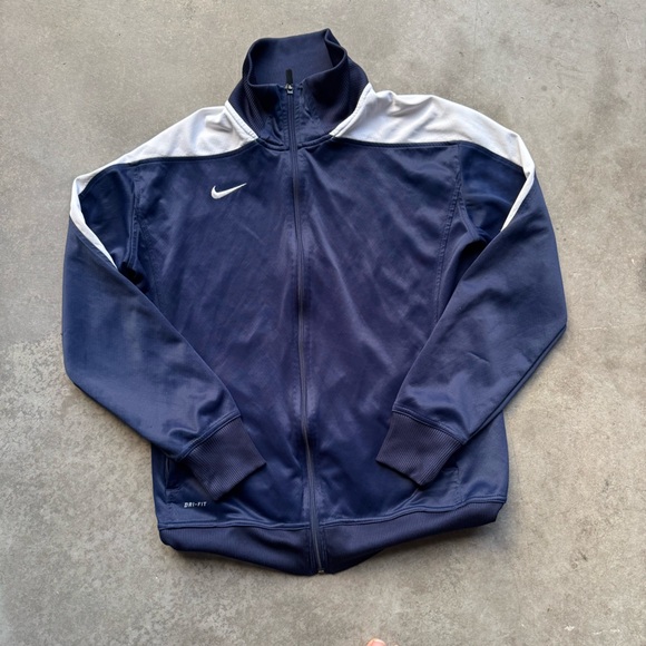Nike Zipup Jacket - Picture 1 of 4